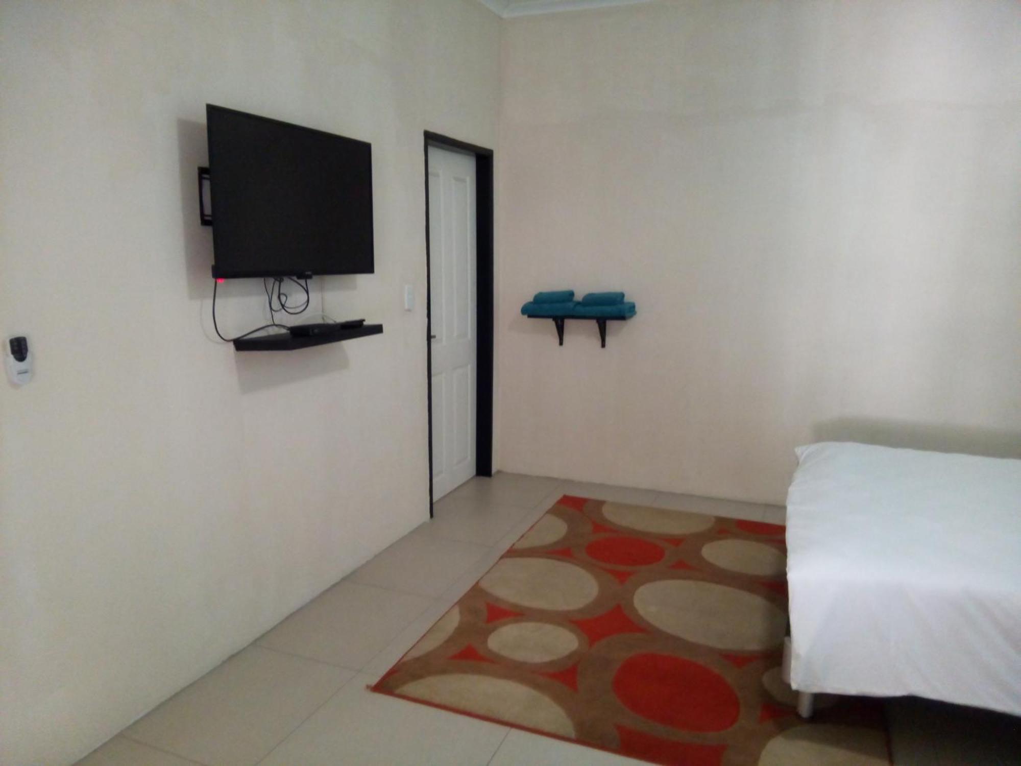 Bed and Breakfast Afrikawisa At O.R. Tambo International Airport Kempton Park Habitación foto